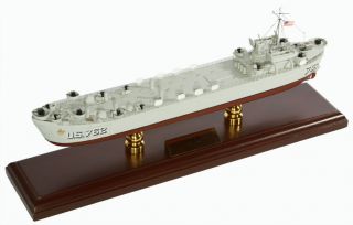 LST Landing SHIP Tank Boats Wood Model Museum Quality