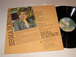 Erma Bombeck Family That Plays Together Warner Bro Mint
