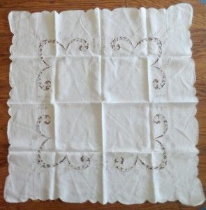  Embroidered Ecru Linen Bridge 32 Tablecloth Napkin Set Cutwork