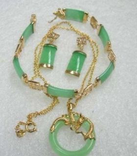 Fashion Jewelry Green Jade Pendant Earring Bracelet Set