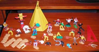 huge lot of Timpo,Brittain, Plastic toys Cowboys,Indians,Army,Space 