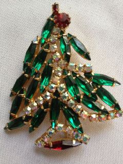 Vintage Rhinestone Christmas Tree Pin Brooch