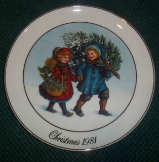 Vintage Avon Christmas Collector Plate 1981