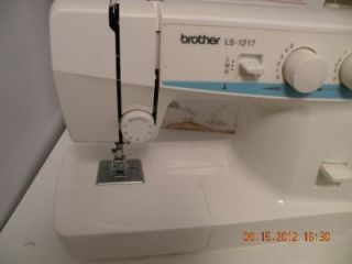 Brother LS 1217 Sewing Machine 2 Stitches 17 Stitch Functions Free Arm 