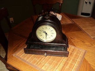 Antique Style CLOCK Battery Operated Mantel/Shelf Clock