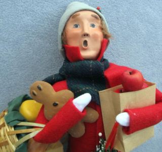 Byers Choice Caroler Traditional Shopper Man Cheese New