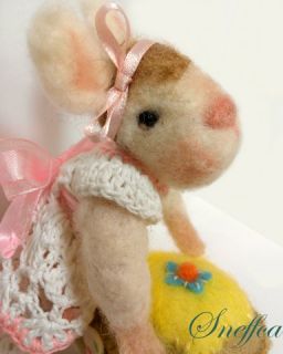 Sneffcas World Needle Felted OOAK Sweet Bunny with A Cupcake Pin 