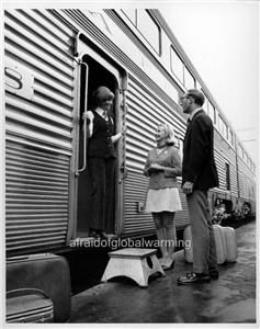 Photo 1968 Santa FE Courier Nurse Passengers El Capitan