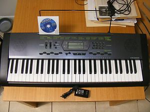 Casio CTK 2000 Electronic Piano Keyboard With AC Adapter And DVD 61 