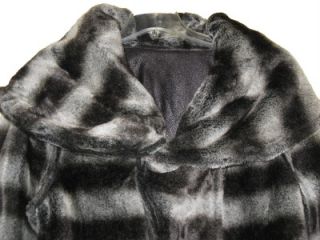 Womens Illusion Reversible Faux Fur Coat Plus 1x $429