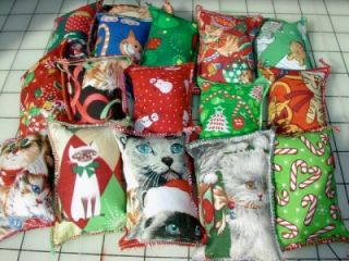 30 CHRISTMAS FABRIC CATNIP BAGS HOME GROWN AND HOME SEWN FRESH CAT 