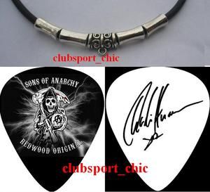 CHARLIE HUNNAM SONS OF ANARCHY SIGNED GUITAR PICK NECKLACE SOA