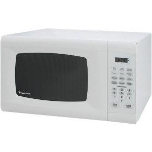 Magic Chef Compact Countertop 0.9 Cubic Foot Digital Microwave White 
