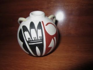 Vintage Native American Unknown Maker Decorative Clay Pot