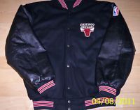 Vtg Chicago Bulls Wool and Leather Varsity Jacket Sewn