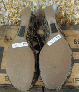  Adorable Floral Patterned T Strap Platform Wedge Sandals Shoes sz 11