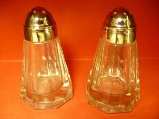 Vintage Clear Glass Salt Pepper Shakers