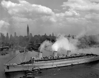  SHIP Statue of Liberty New York City Ellis Island Ocean Liner