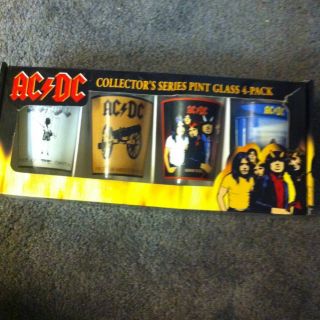 ACDC Collectors Series Pint Glass 4 Pack