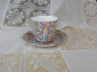 Collingwood Fine Bone China Teacup and Saucer CChintz Look