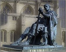 Bronze statue of Constantine I in York , England , near the