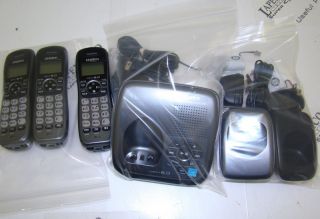 Uniden DECT1480 3 Cordless Phone Set