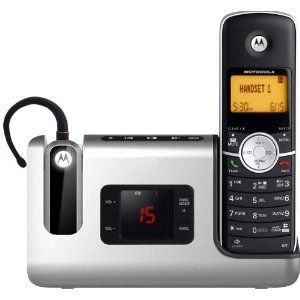 NEW Motorola L902 Cordless Phone DECT 6 0 Headset Telephone Digital
