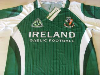 Croker Green and White Ireland Football Shirt Jersey