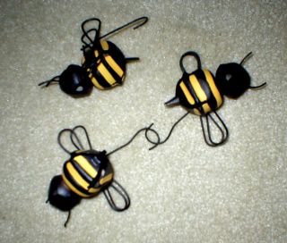  BELLS JINGLE BELL BUMBLE BEES SET OF 3 REAL JINGLE BELL CRAFT W HANGER