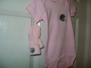 dallas cowboys baby onesie 3 6 months with socks pink nwot