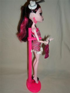 Monster High Draculaura Dawn of The Dance Doll Outfit