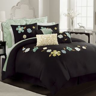 Daisy Fuentes Enchanted Night Black Floral Applique 4P King Comforter