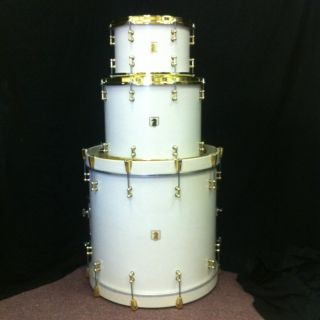 DARK HORSE PERCUSSION WHITE STAIN STAIN AND GOLD HARDWARE CUSTOM DRUM