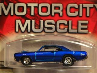  listing is for hot wheels motor city muscle dodge dart spectraflame