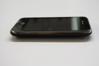 Apple iPhone 3G   8GB   Black (AT&T) Smartphone (MB046LL/A)
