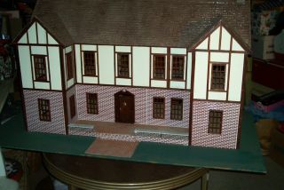  Hand Made Doll Houses