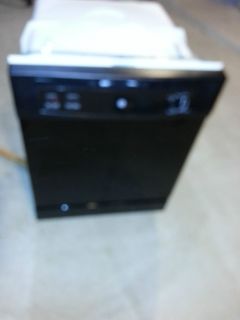 New GE Built in Dishwasher Model GSD2300R000BB