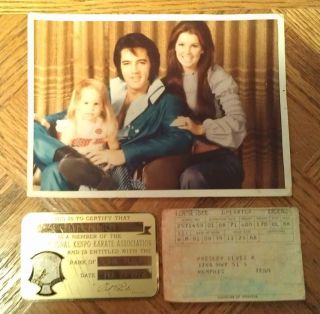  Elvis Presley Memrobillia Drivers License and Gold Karate Card