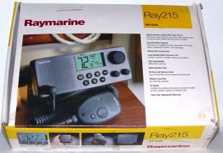 Raymarine VHF DSC Ray215 Marine Radio Digital Calling Waterproof Ray
