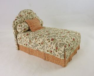 Dollhouse Miniature IGMA Artisan Double Bed Beige & Coral Print #10