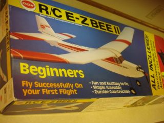 Cox Radio Controlled E Z Bee II R C Model Airplane Kit