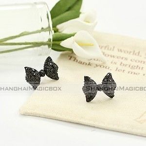  Cute Wild Black Diamond Bowknot Ear Pin Earring FAEAR140