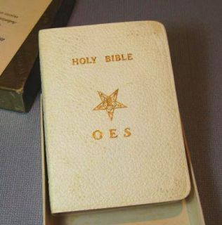 1950 World Bible Eastern Star OES UNUSED w/ Box, 5 Ribbons, Gold Edges