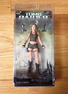 Tomb Raider Underworld Lara Croft figure Crystal Dynamics Eidos