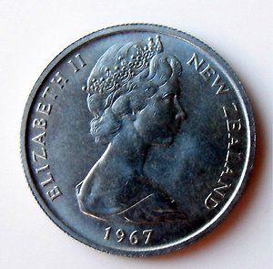 1967 New Zealand 5c Queen Elizabeth II Coin