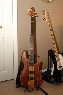 ESP ltd c304 Bass Guitar   Near Mint Cond.