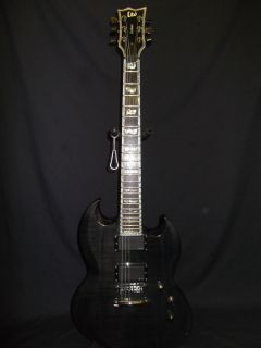 ESP LTD Viper 1000 Deluxe electric guitar looks great