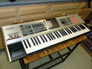 Roland Fantom x6 Synthesizer 61 Keys Keyboard