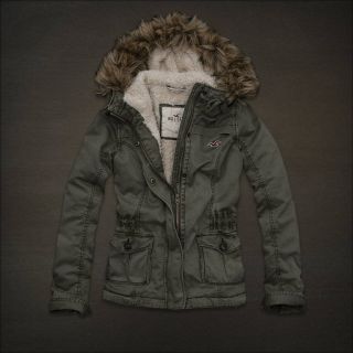 NWT Ladies HOLLISTER Fur Lined Parka/Jacket Sz L Army Green