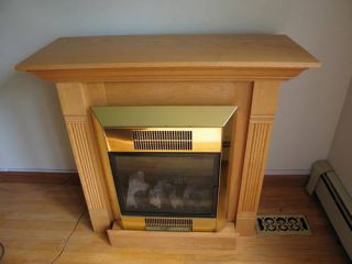 Pyromaster Electric Fireplace Model HE460MP